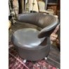 Fauteuil pivotant Cassina cuir Biki